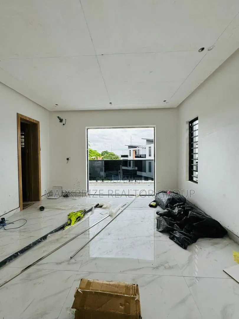 Furnished 4bdrm Duplex in Omole Phase 1 Lagos for sale