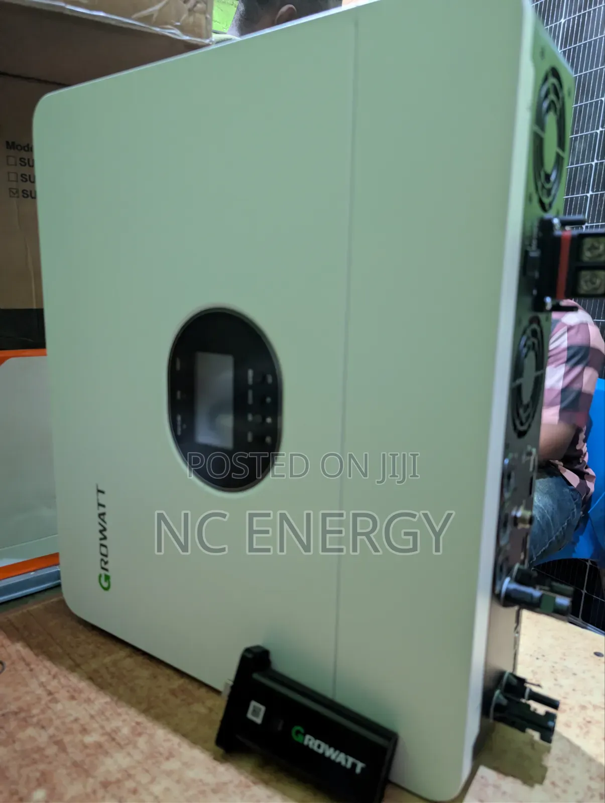 Growatt Off-Grid Inverter 6kva With Wifi Module