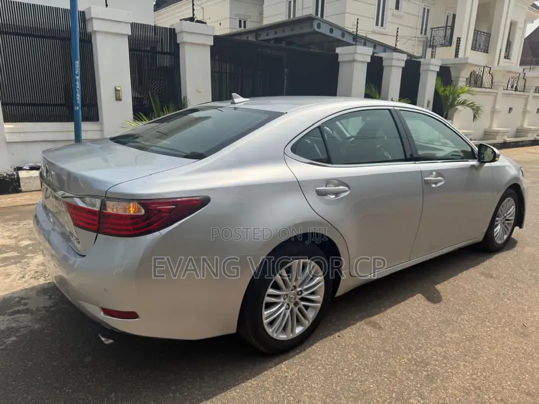 Lexus ES 350 FWD 2014 Silver