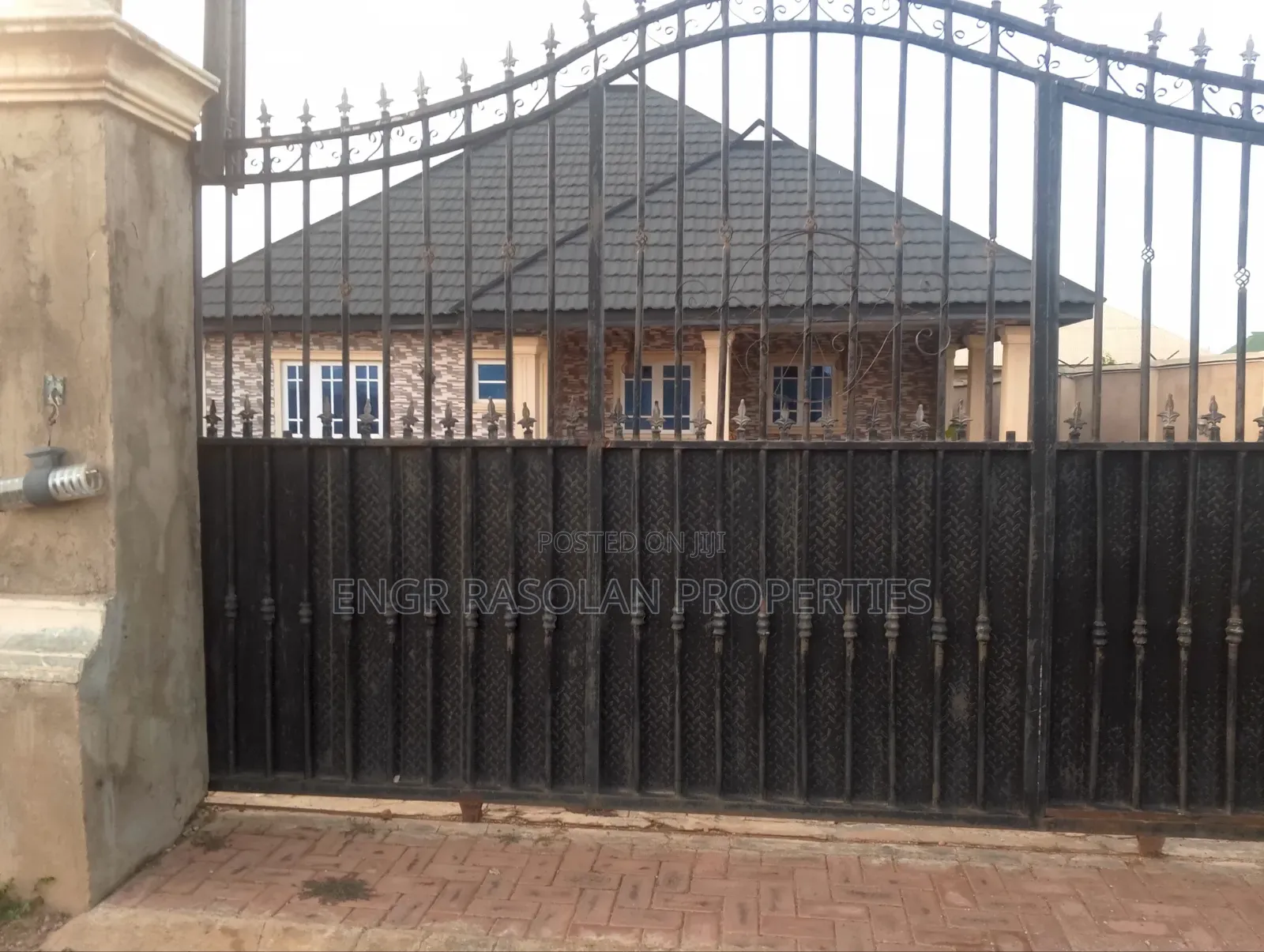 Furnished 3bdrm Bungalow in Ogbondoroko, Asa for sale