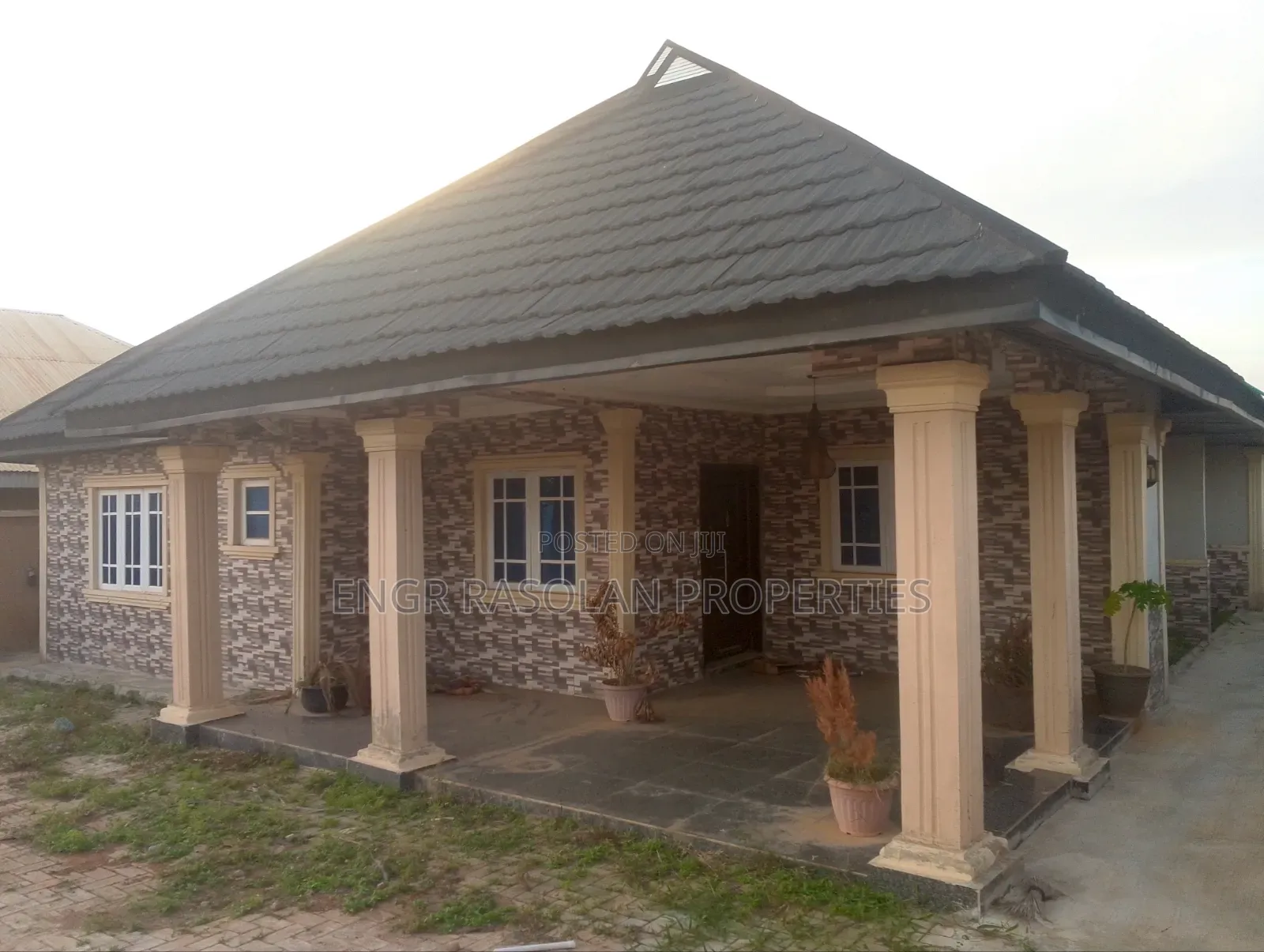 Furnished 3bdrm Bungalow in Ogbondoroko, Asa for sale