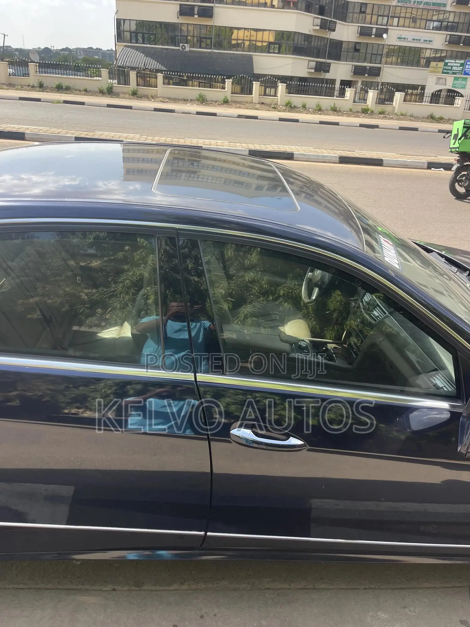Mercedes-Benz E350 2010 Blue