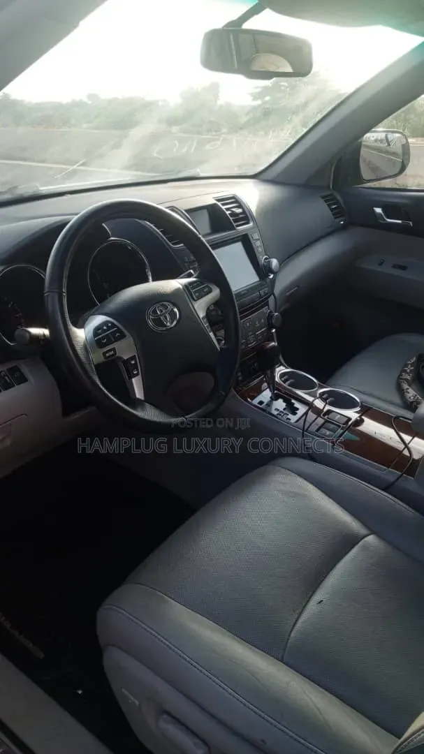 Toyota Highlander 2013 Gray