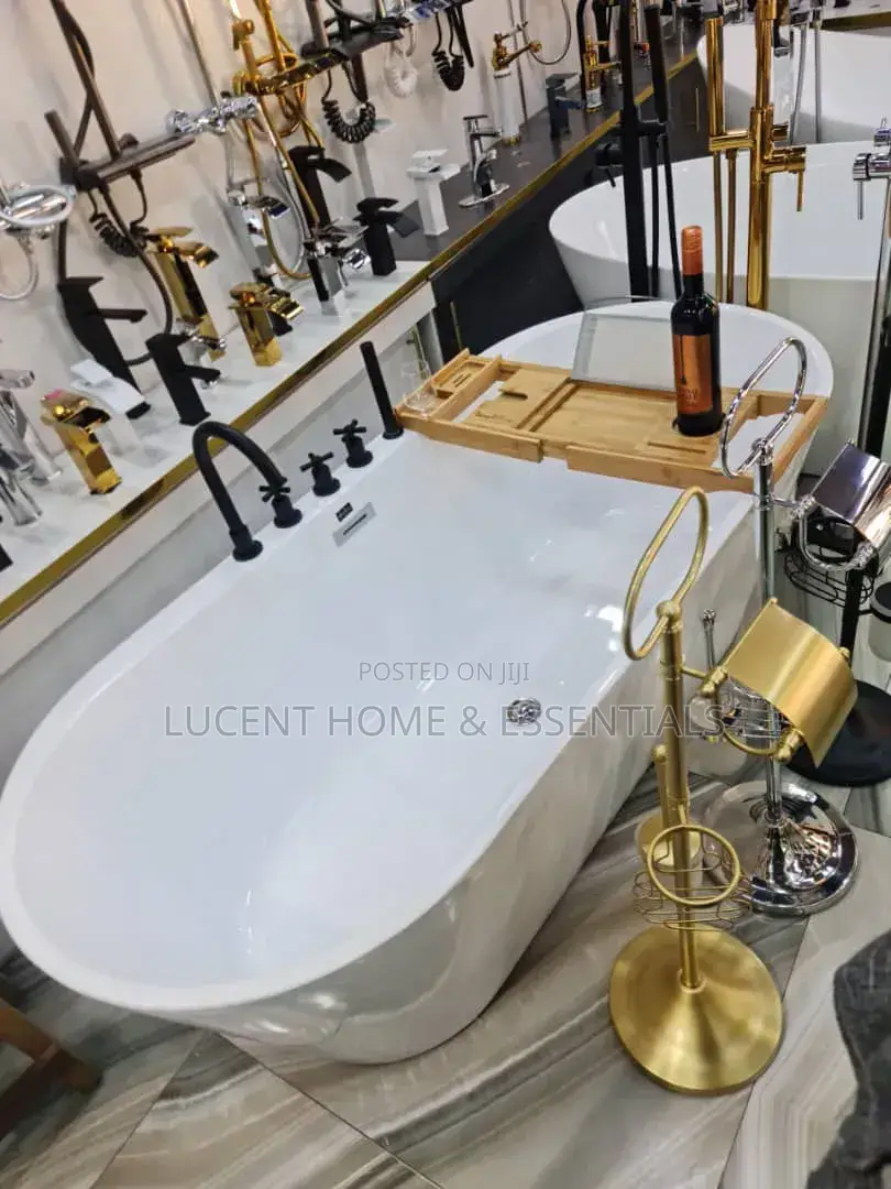 Luxury Free-Standing Bathtub With Premium Gold Black Fittings