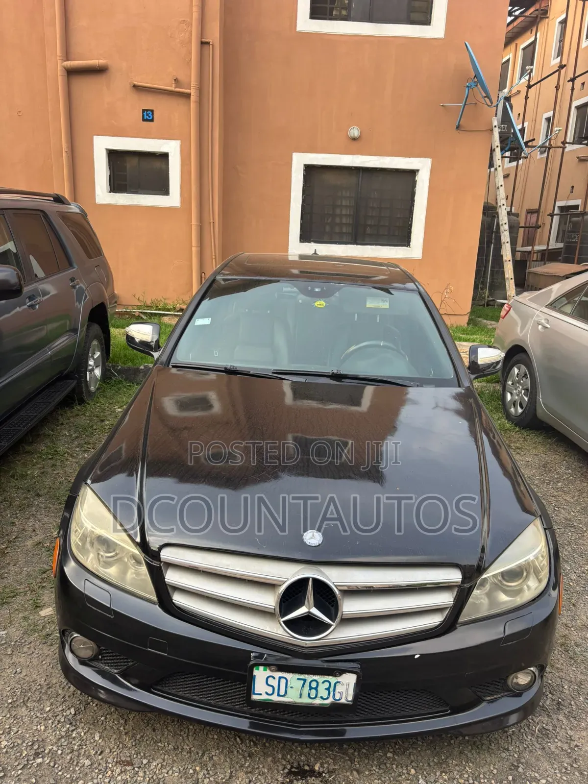 Mercedes-Benz C300 Luxury Sedan AWD (3.0L 6cyl 7A) 2009 Black