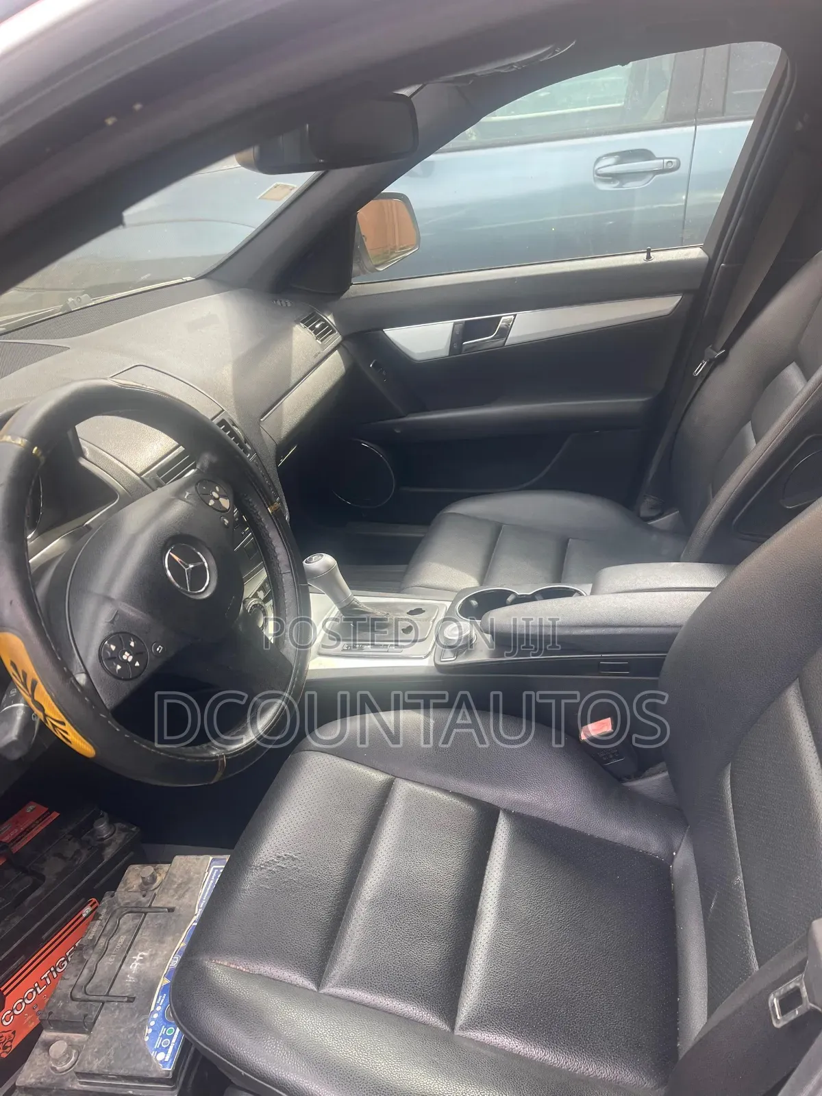 Mercedes-Benz C300 Luxury Sedan AWD (3.0L 6cyl 7A) 2009 Black