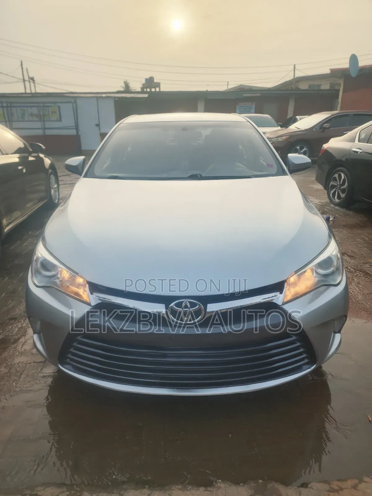Toyota Camry 2016 Silver