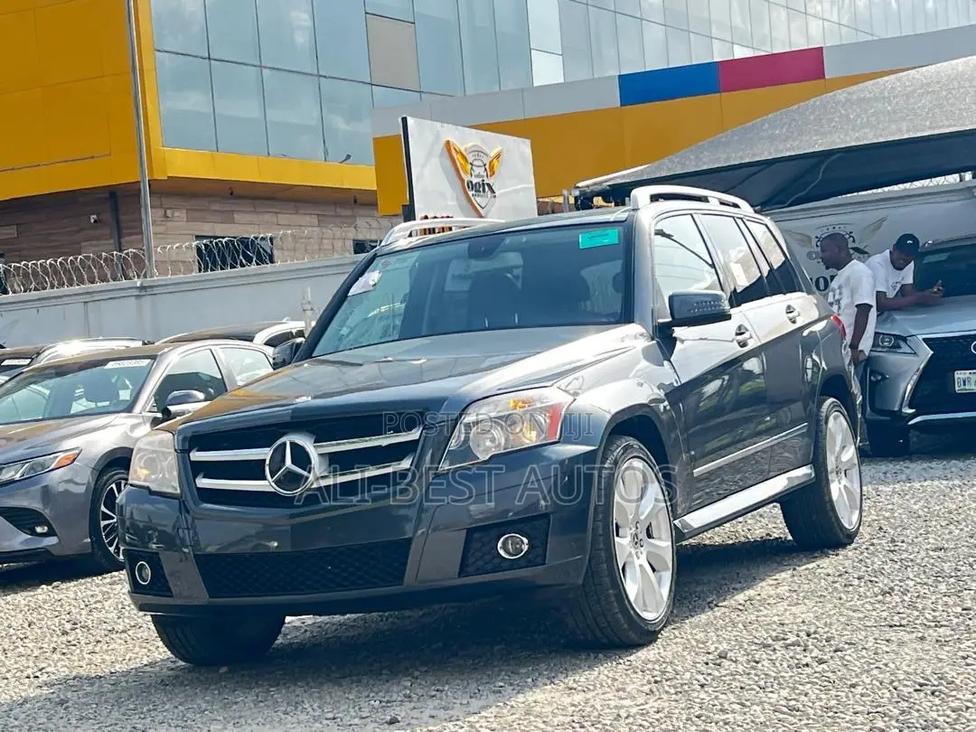 Mercedes-Benz GLK-Class 2010 Gray