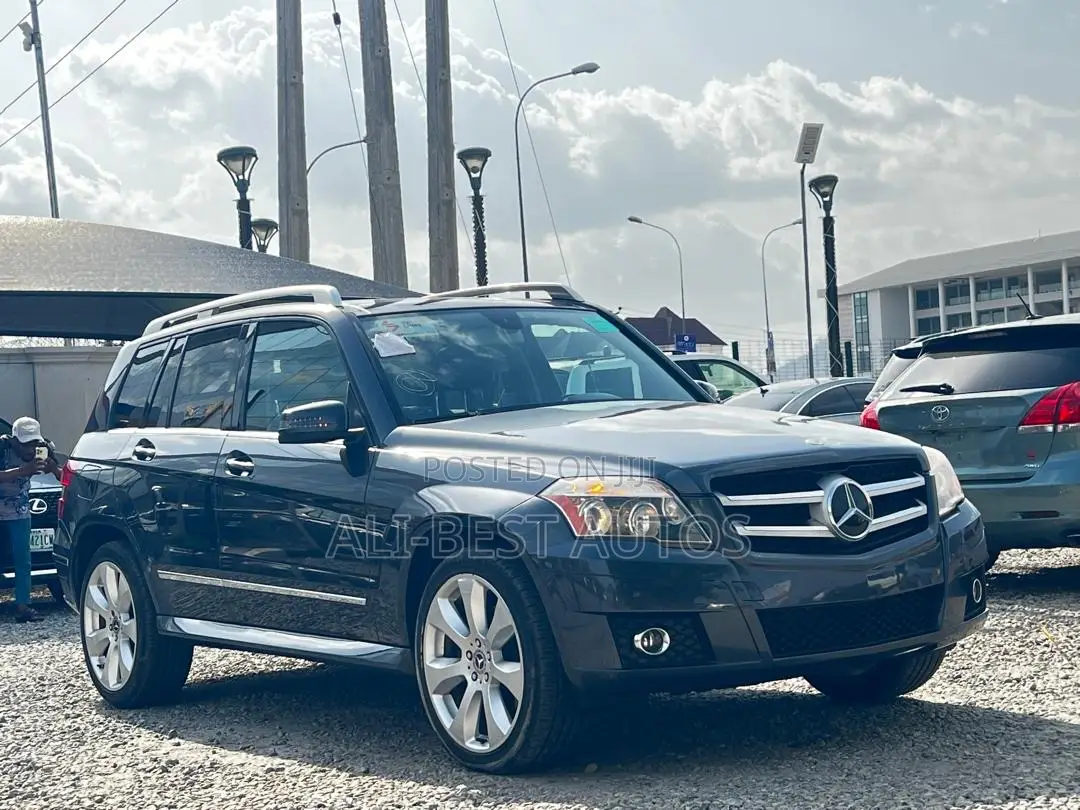 Mercedes-Benz GLK-Class 2010 Gray