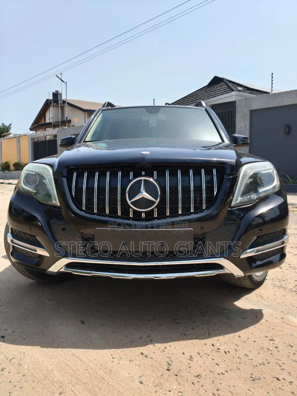 Car 2012 Black