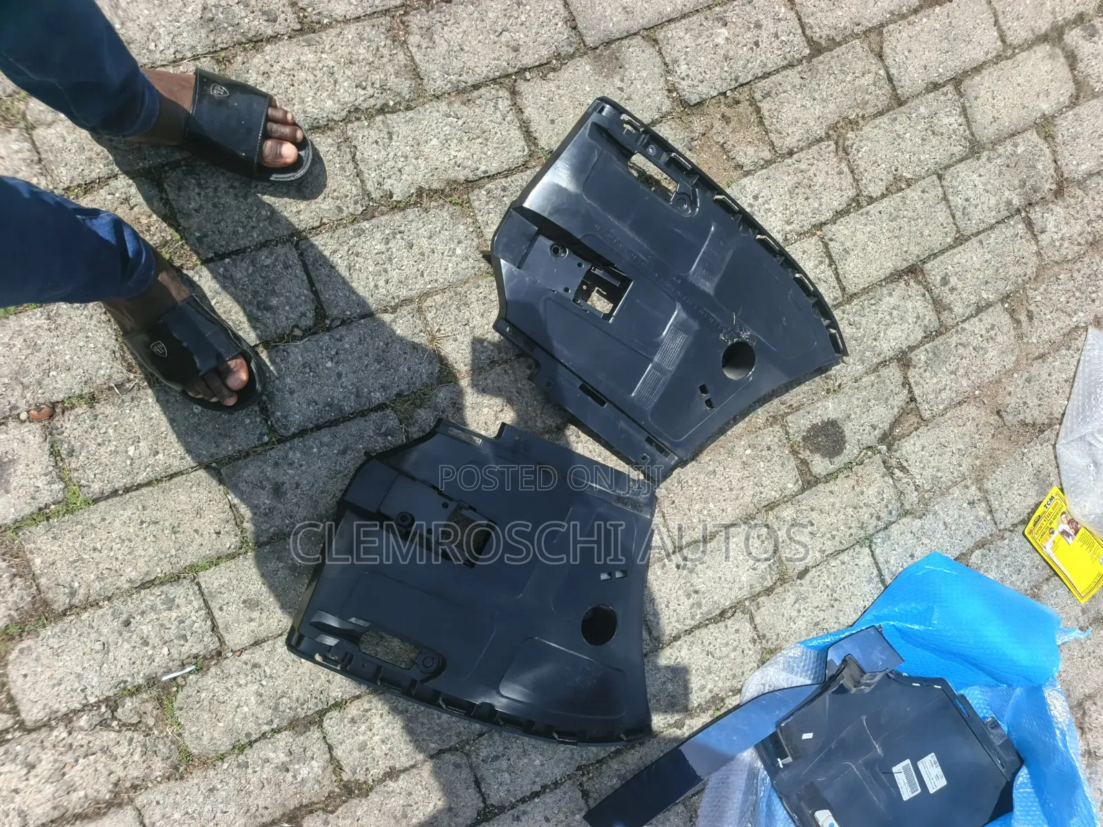High Quality Certified Back Bumper Hanger Rolls Royce Cullinan 2020