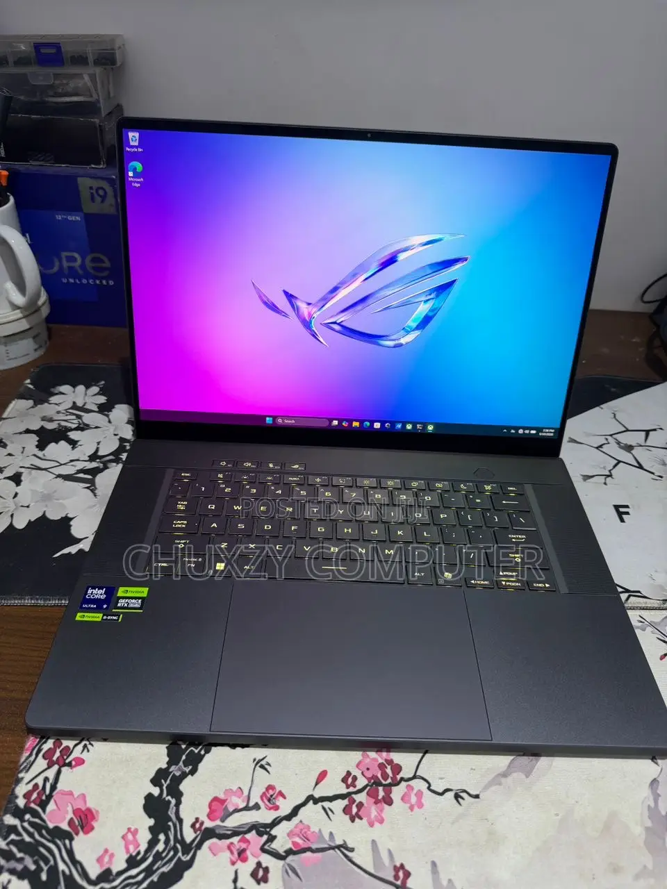New Laptop Asus ROG Zephyrus G16 32GB Intel Core Ultra 9 SSD 1T