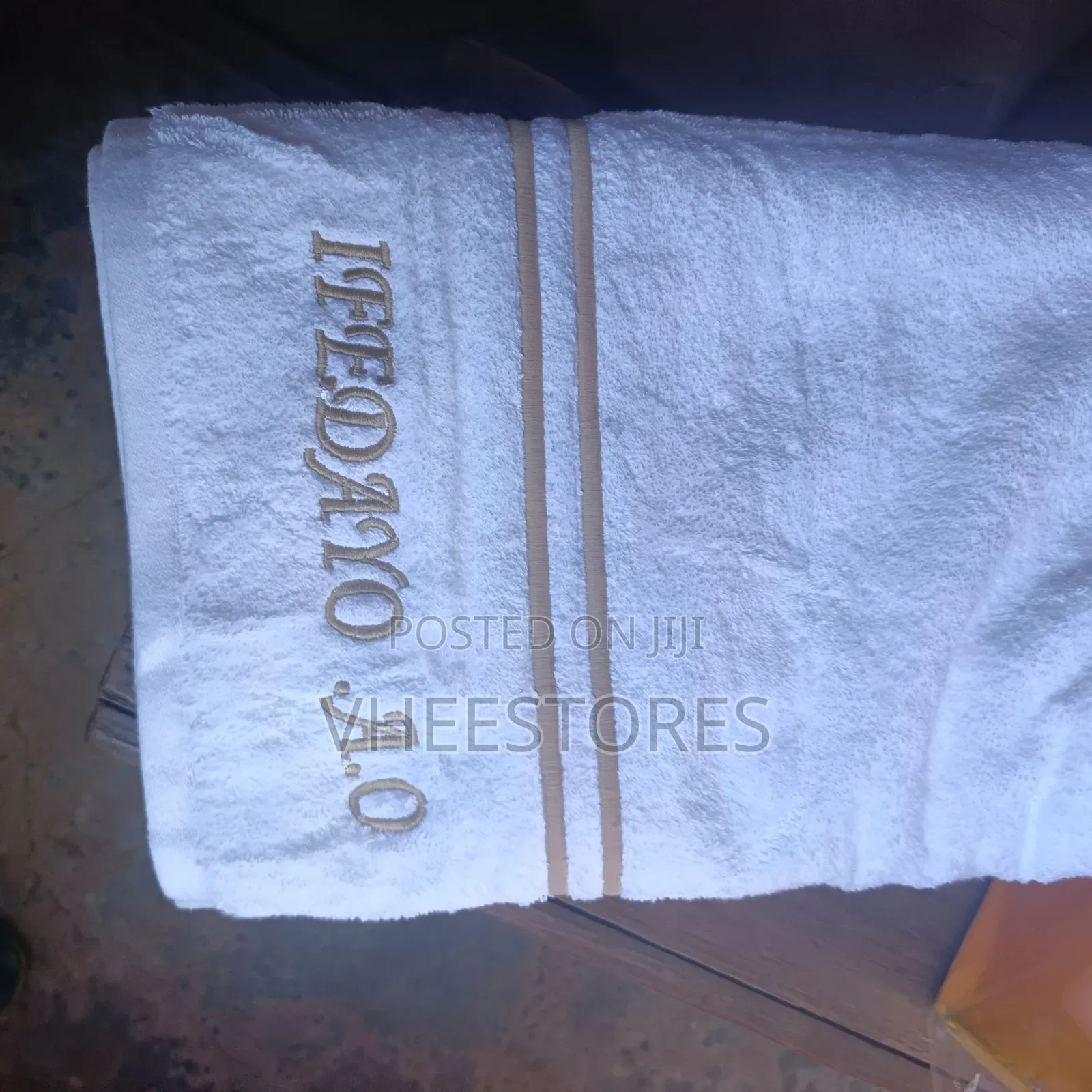Personalized Embroidered Towels for Wedding Souvenirs Birthday Gifts