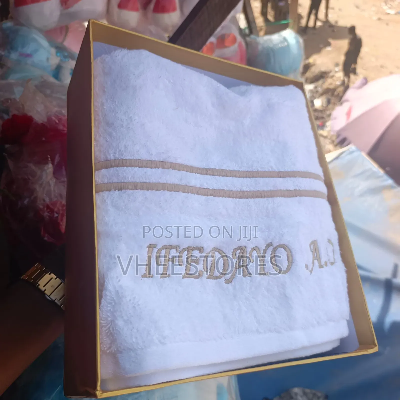 Personalized Embroidered Towels for Wedding Souvenirs Birthday Gifts