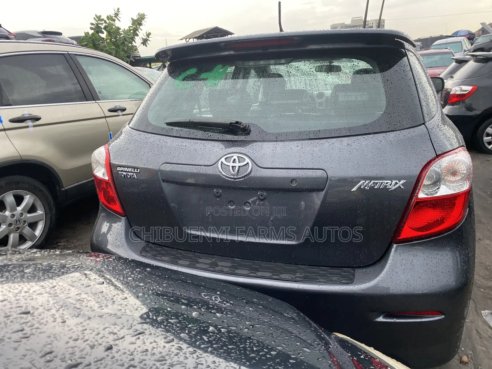 Toyota Matrix Hatchback FWD (1.8L 4cyl 5M) 2010 Gray