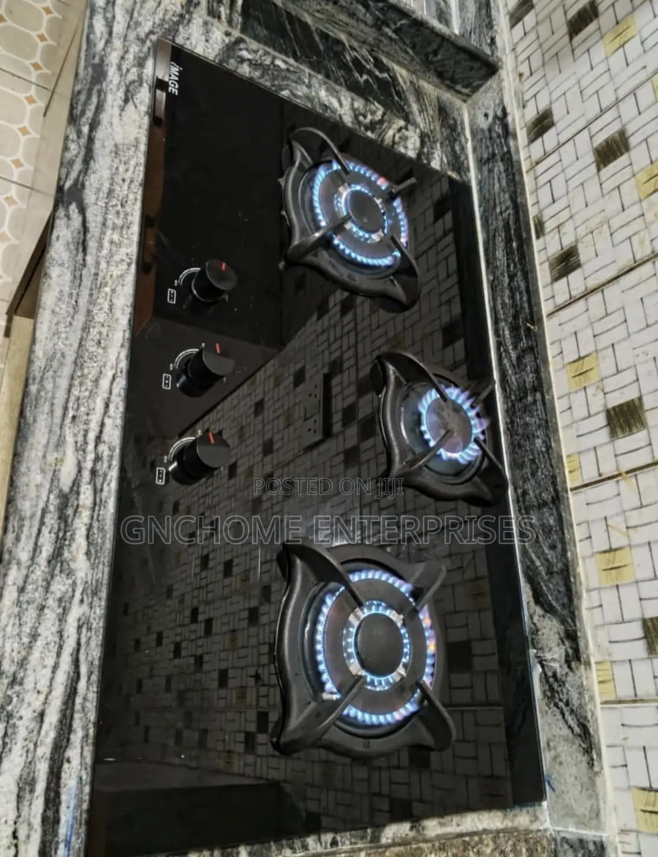 3 Burner Gas Cooker Inbuilt