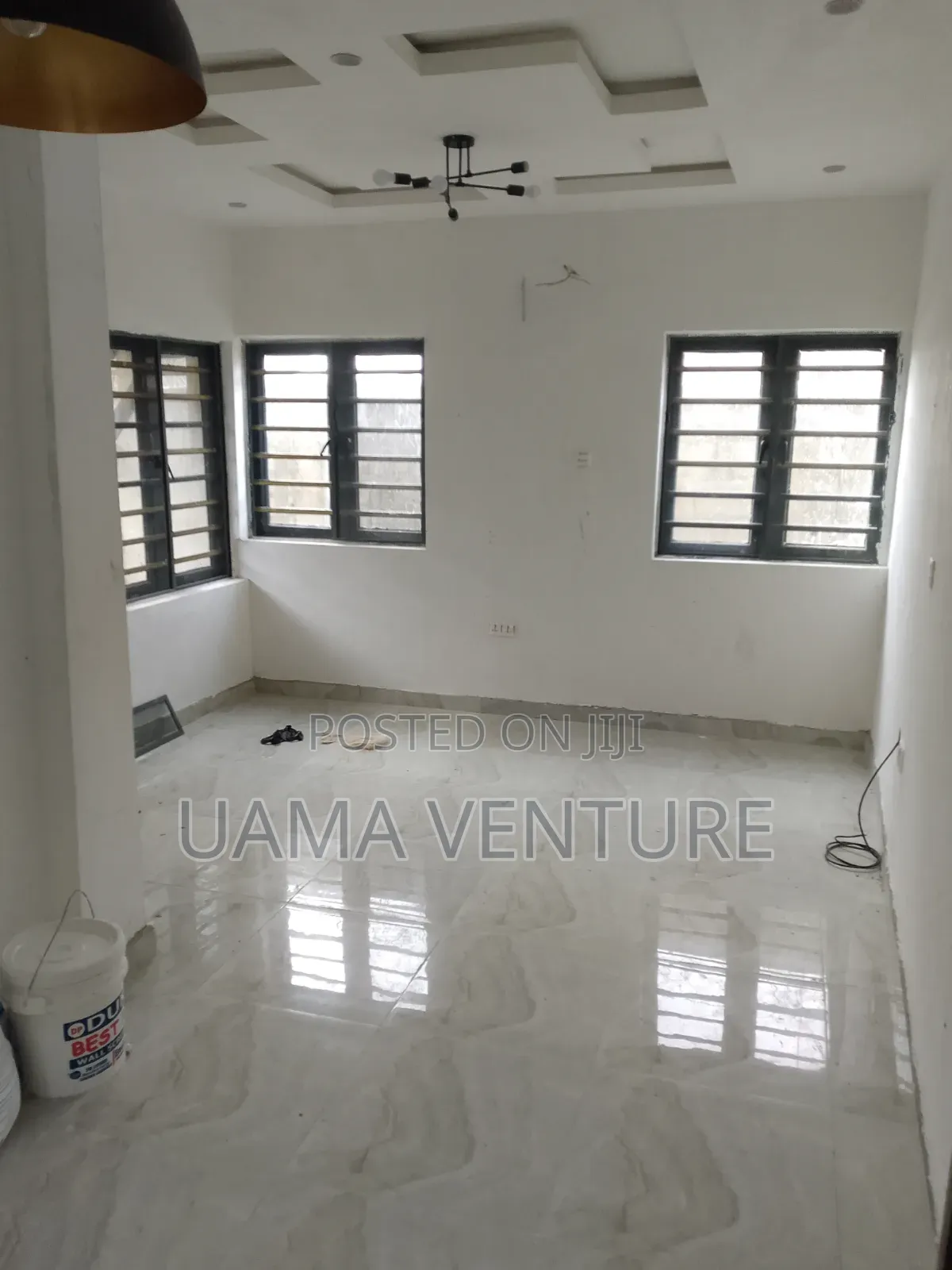 Mini Flat in Eleko for rent
