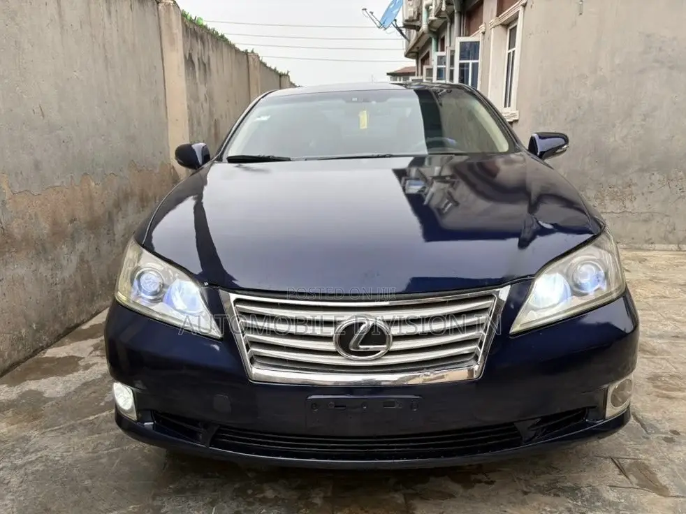 Lexus ES 350 2011 Blue