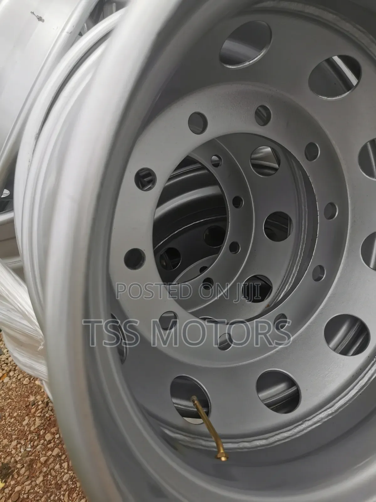 Truck Rims 9" 22.5
