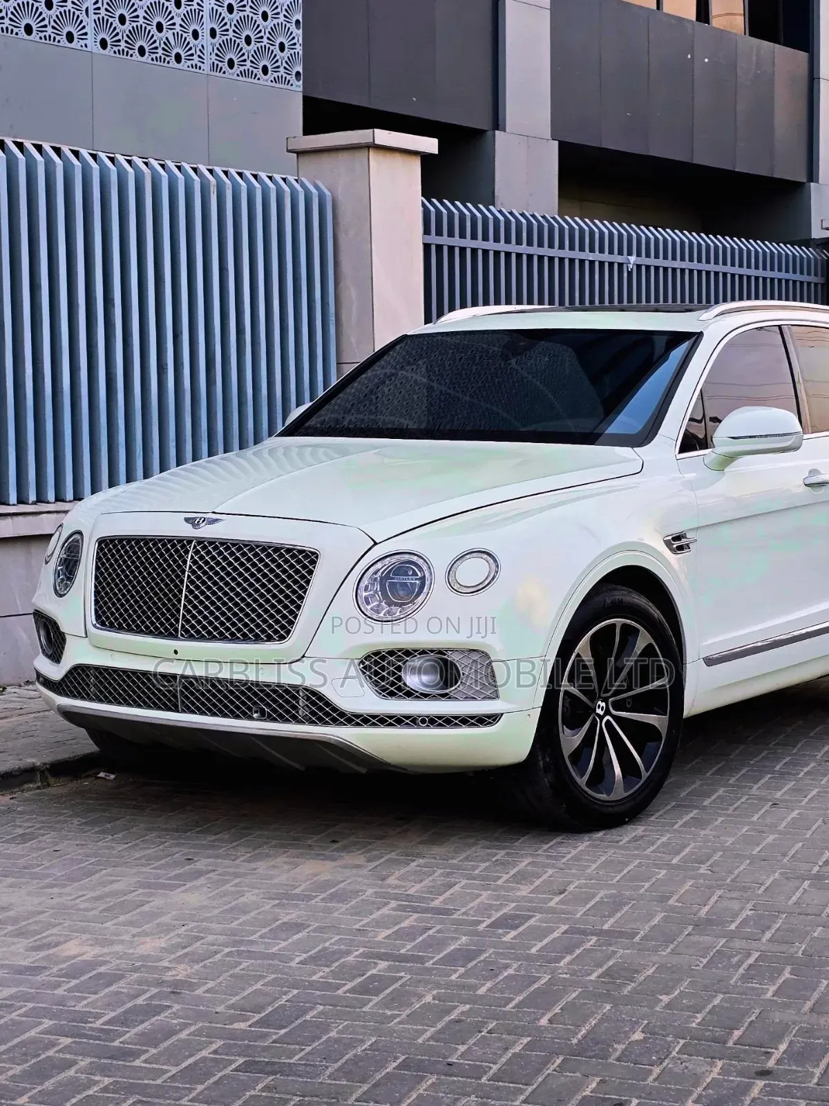 Bentley Bentayga V8 AWD 2019 White