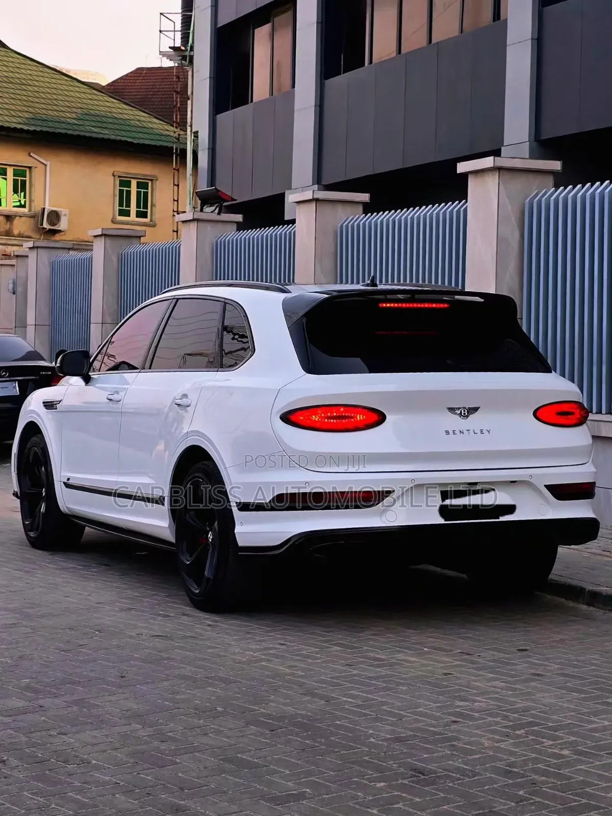Bentley Bentayga 2022 White