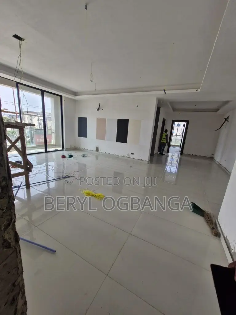 2bdrm Apartment in Ikate for sale