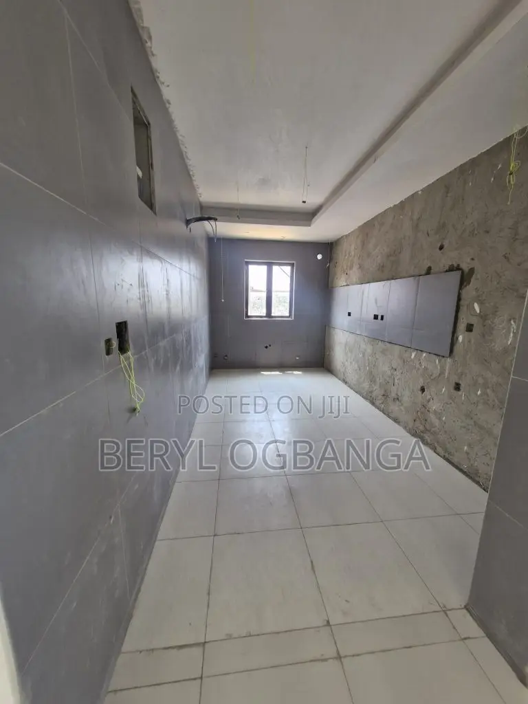 2bdrm Apartment in Ikate for sale