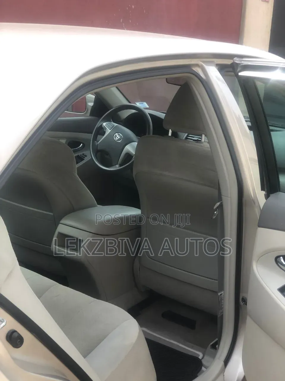 Toyota Camry 2.4 LE 2008 Gold