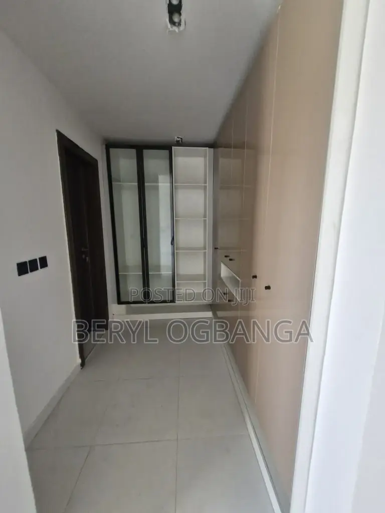 4bdrm Duplex in Lekki Phase 1 for sale