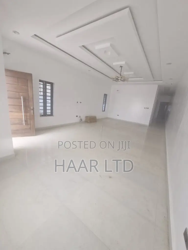 4bdrm Duplex in Ikate for sale