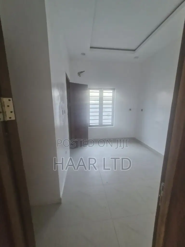 4bdrm Duplex in Ikate for sale