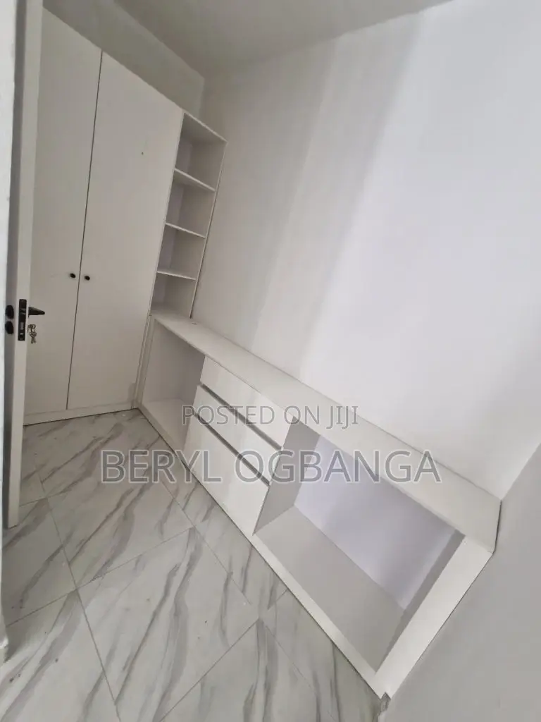 4bdrm Duplex in Ikate for sale