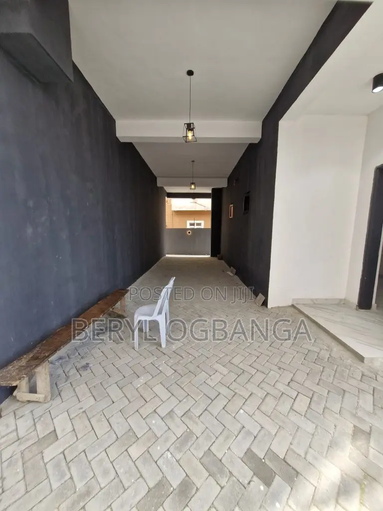 4bdrm Duplex in Ikate for sale