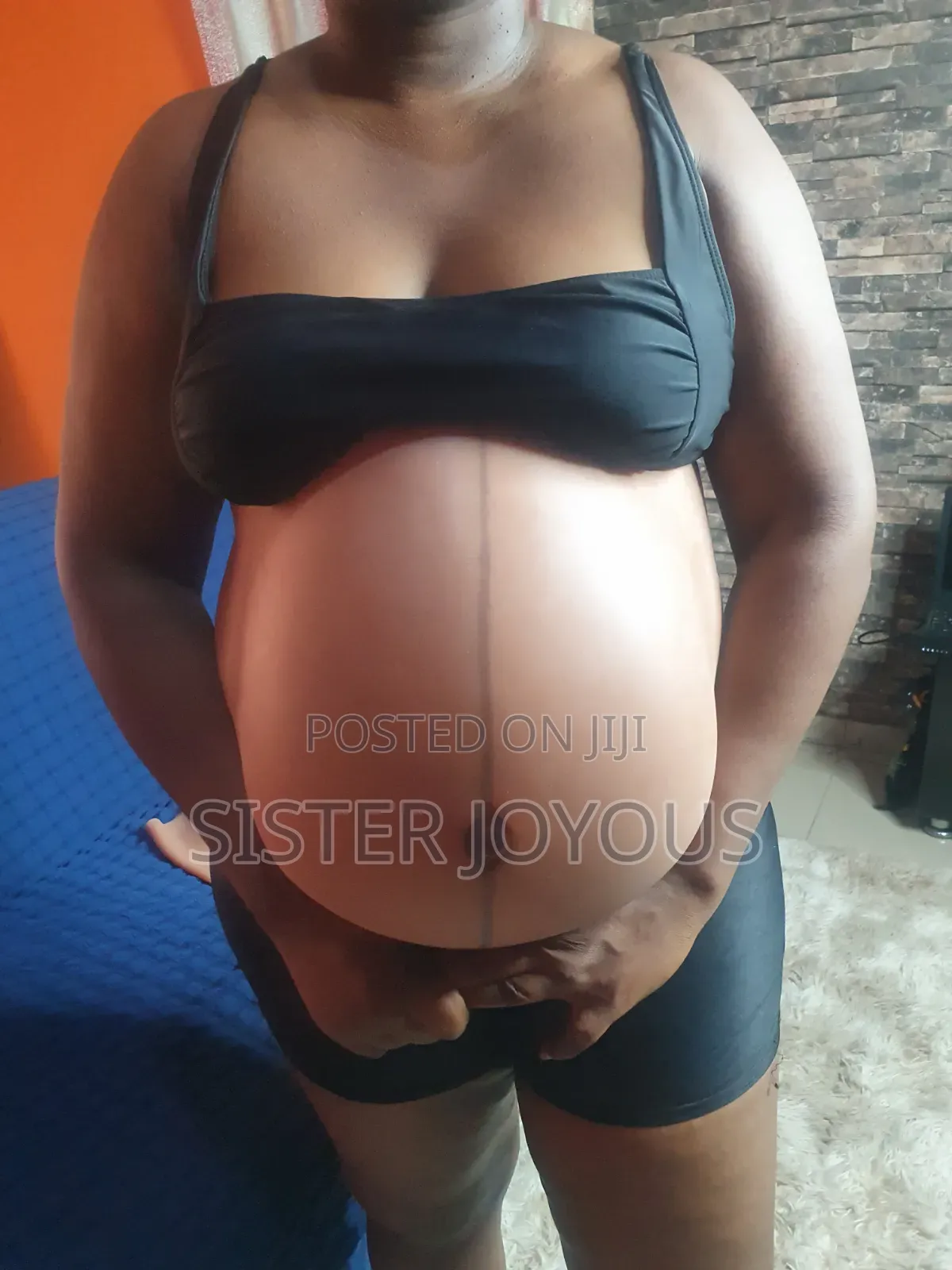 Actors Cosplayers Love This Realistic Pregnancy Belly!