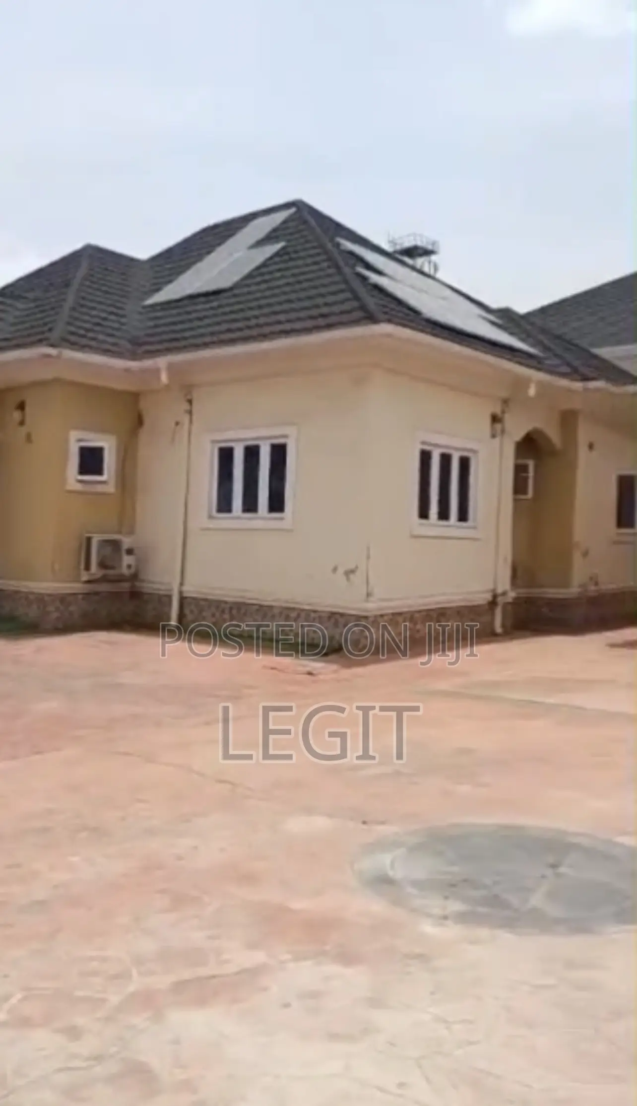 3bdrm Bungalow in Lugbe District for sale