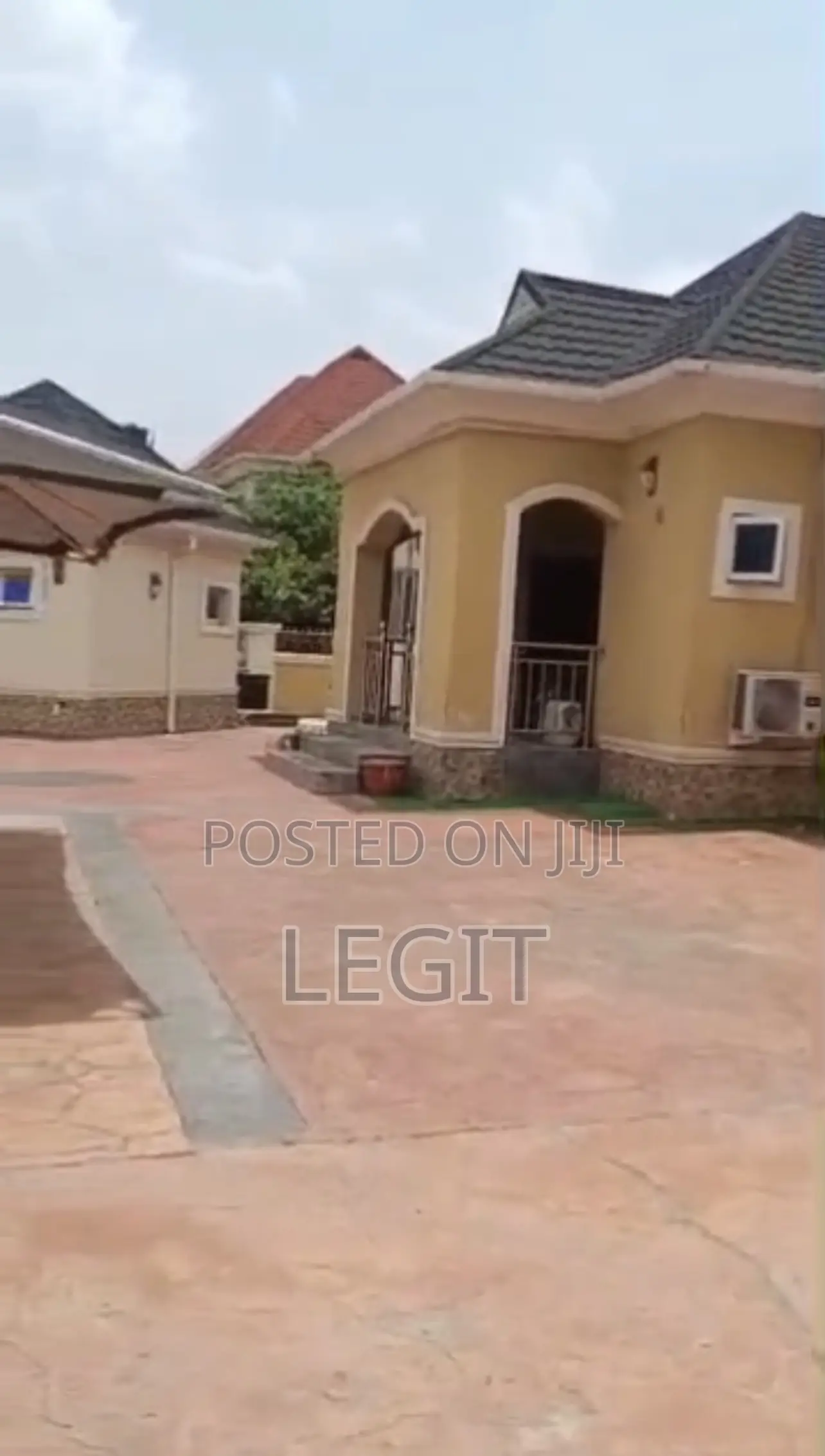 3bdrm Bungalow in Lugbe District for sale