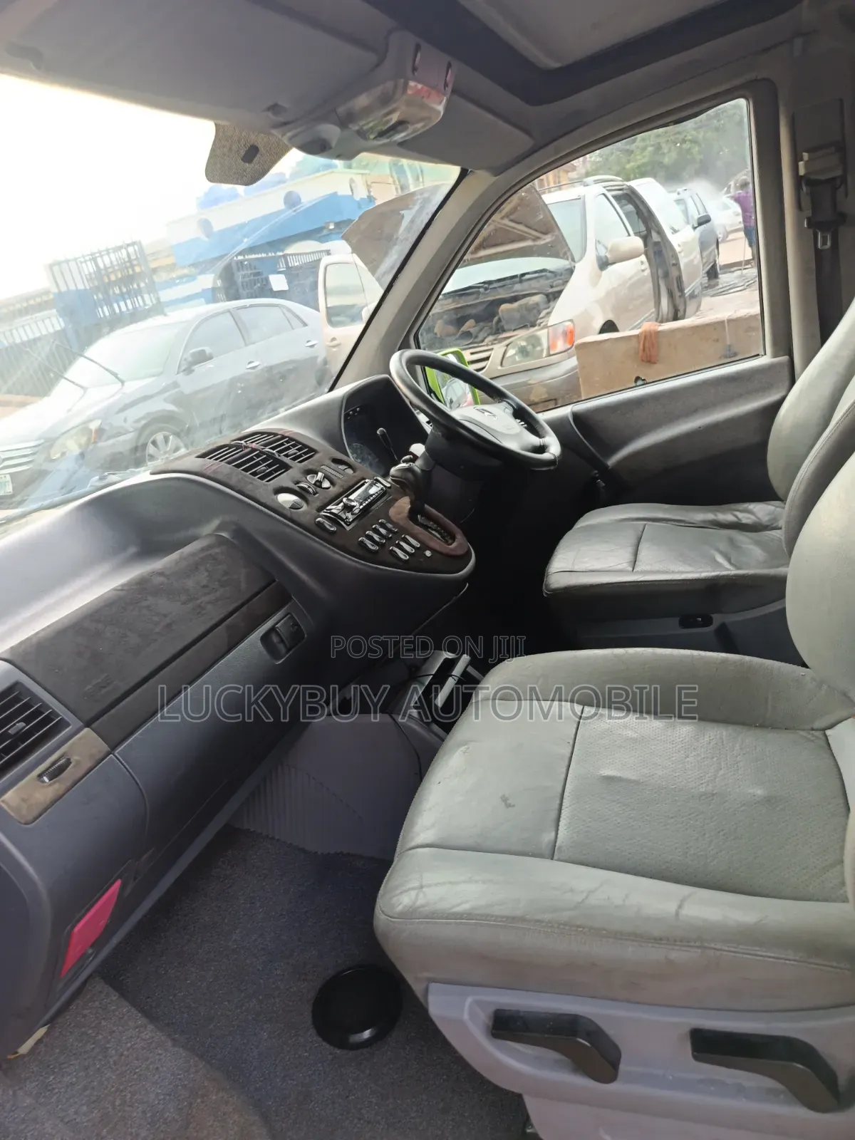 Mercedes-Benz Vito 2002 Black