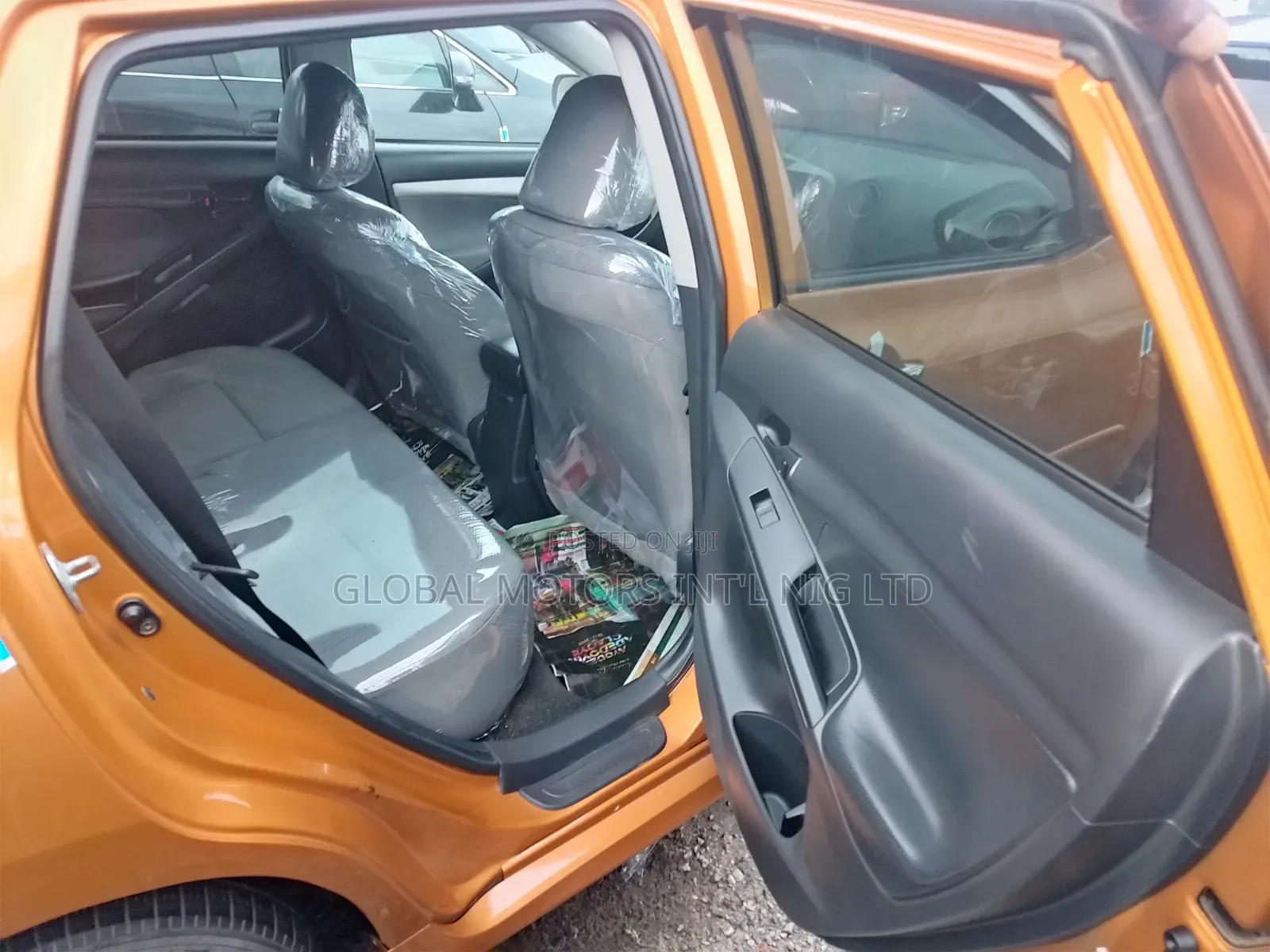 Toyota Matrix 2010 2011. Full Option