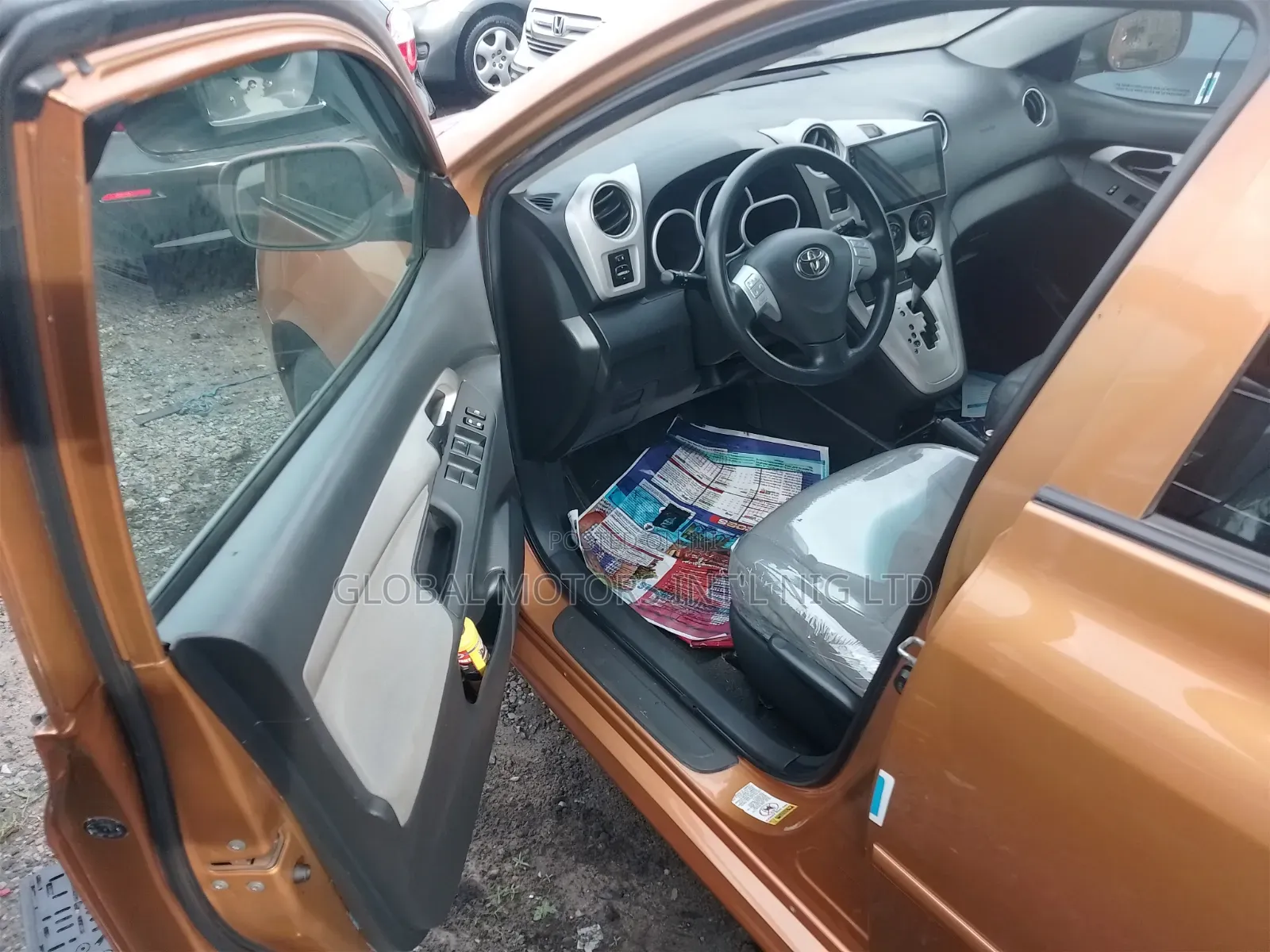 Toyota Matrix 2010 2011. Full Option