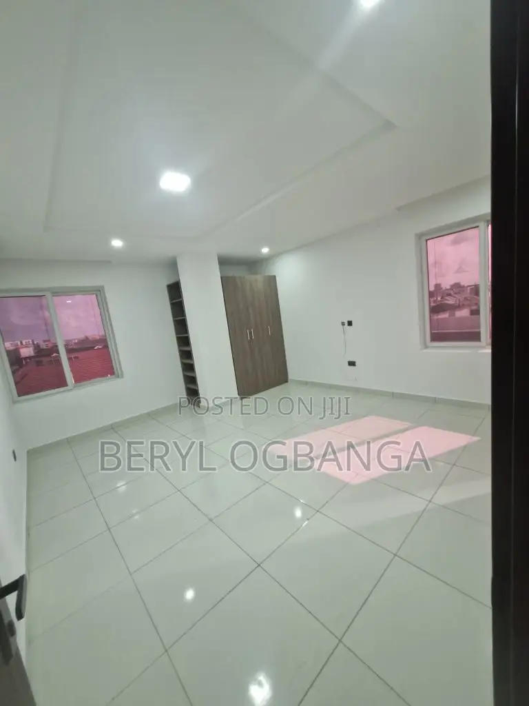 3bdrm Duplex in Ikate for sale