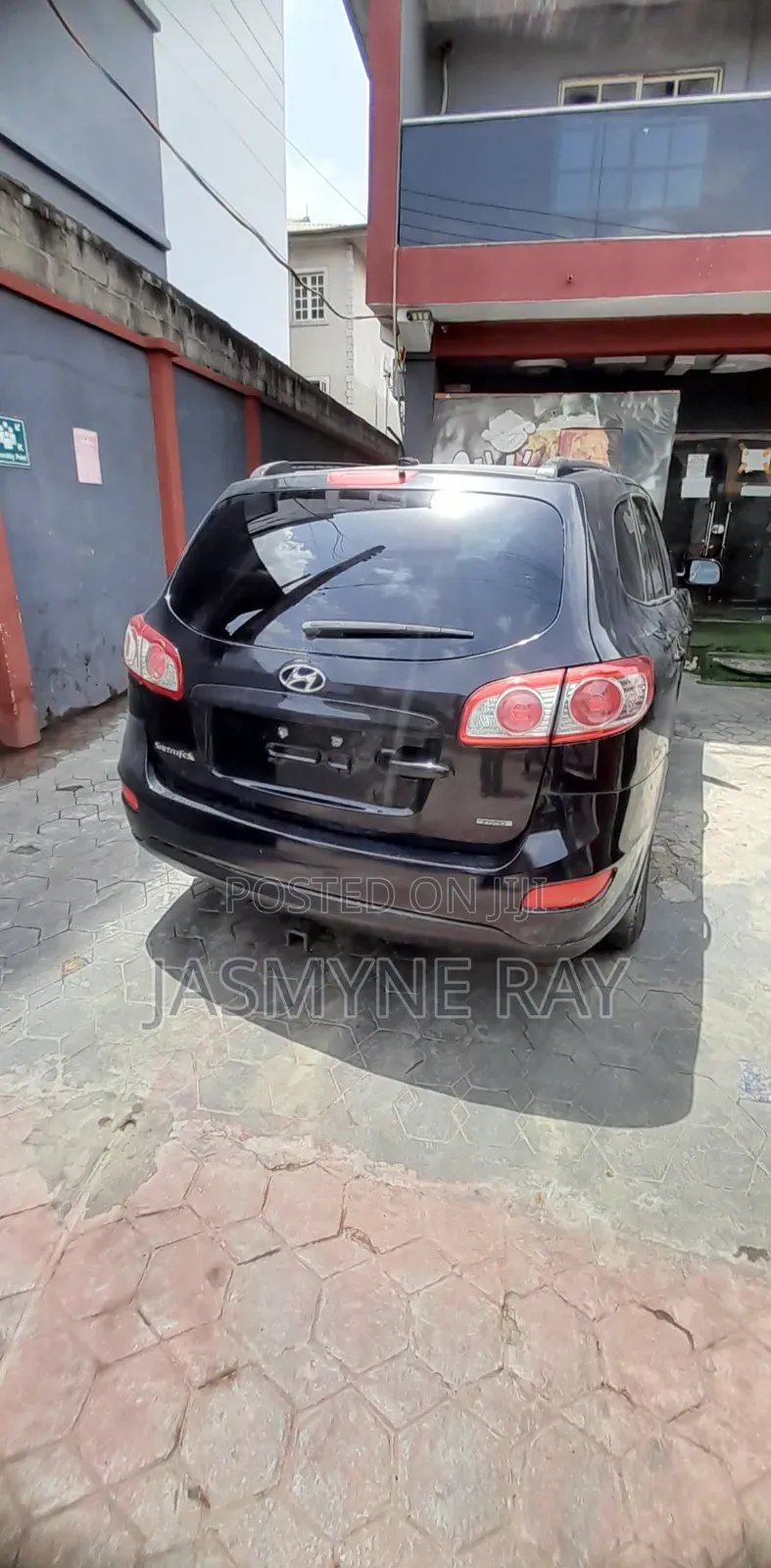 Hyundai Santa Fe 2013 Black