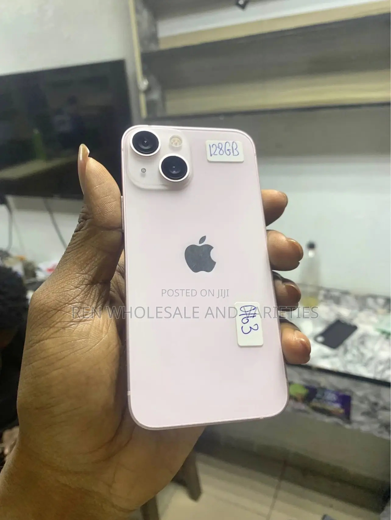 Apple iPhone 13 128 GB Pink