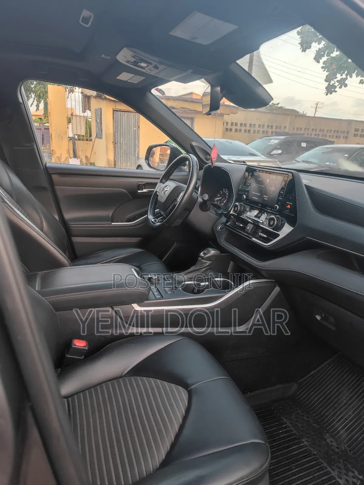 Toyota Highlander XSE 2021 Gray