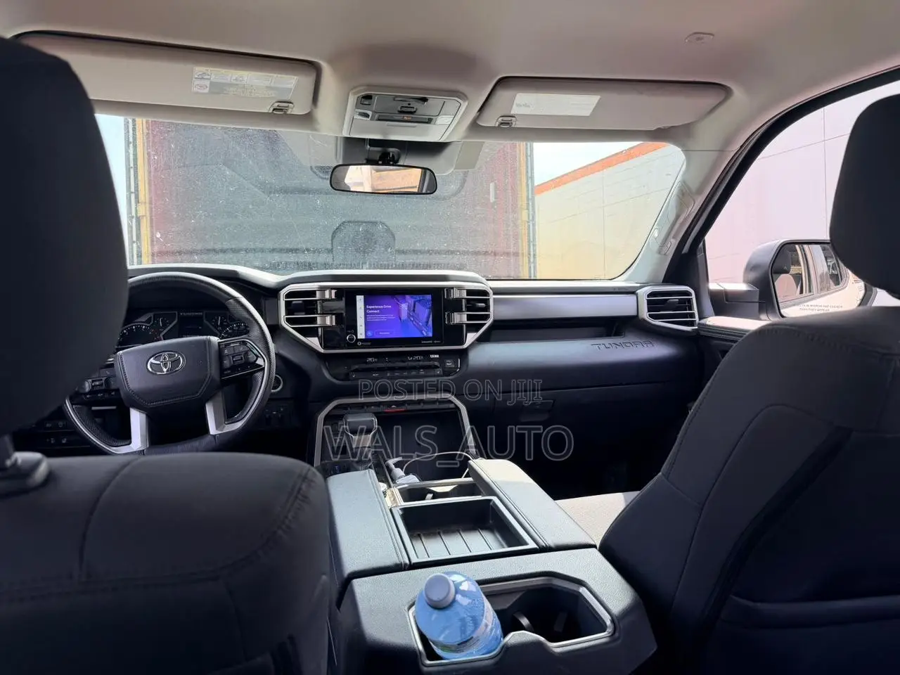 Toyota Tundra 2023 White