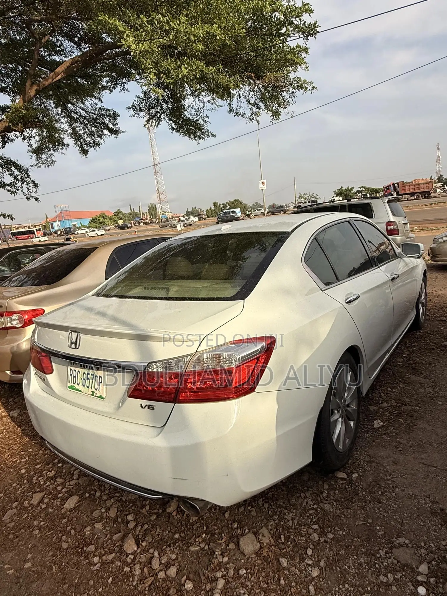 Honda Accord EX-L V-6 4dr Sedan FWD (3.5L 6cyl 6A) 2013 White
