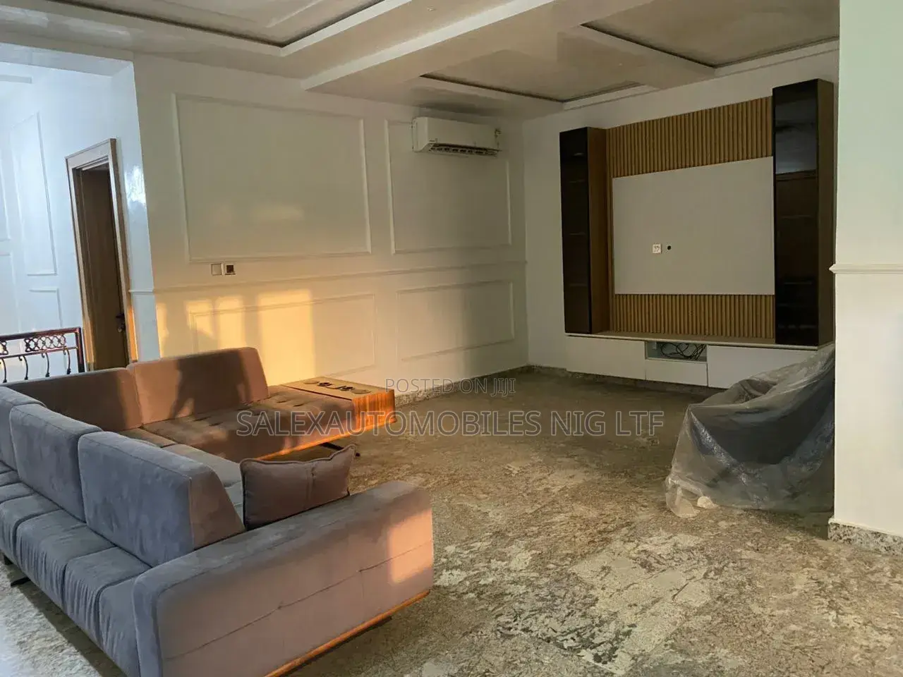 10bdrm Mansion in Asokoro for sale