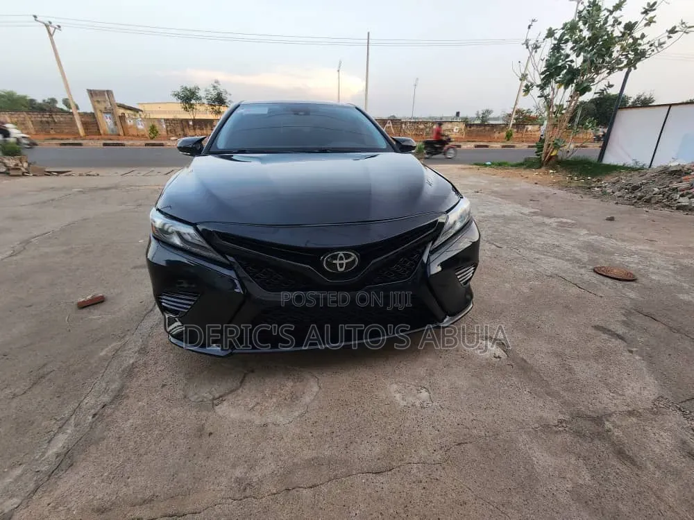 Toyota Camry XSE (2.5L 4cyl 8A) 2019 Black