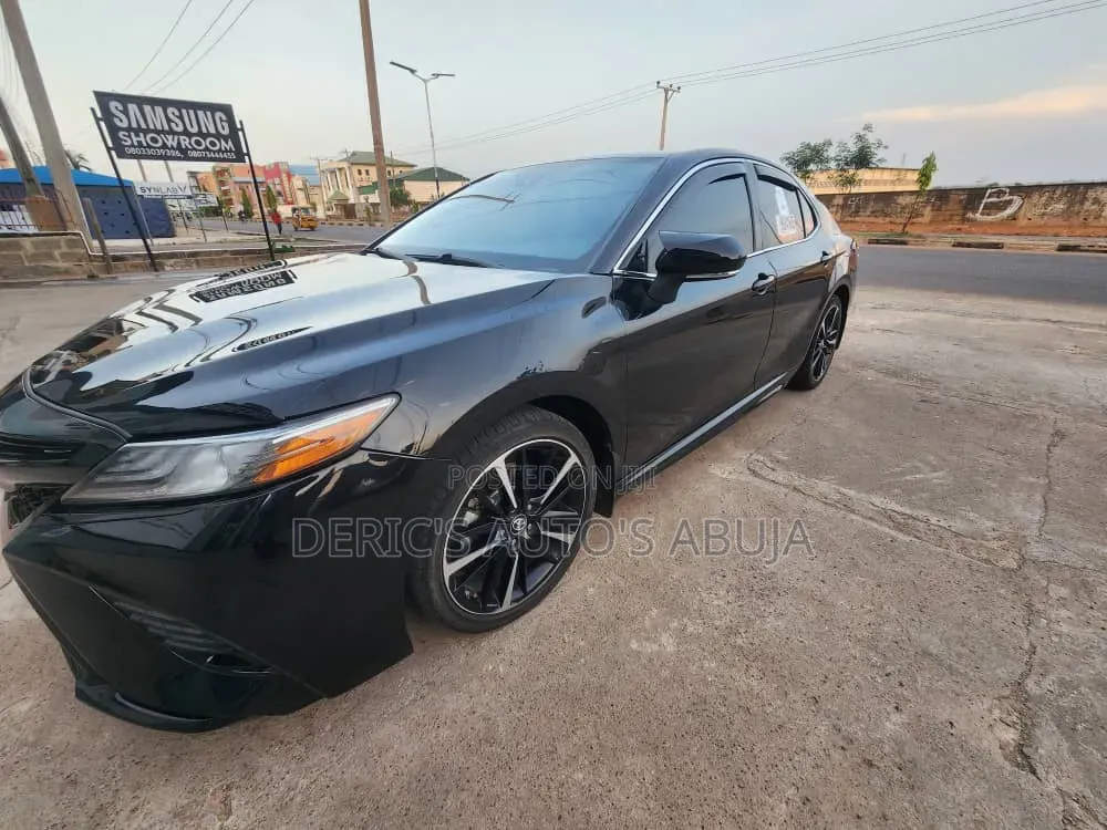 Toyota Camry XSE (2.5L 4cyl 8A) 2019 Black