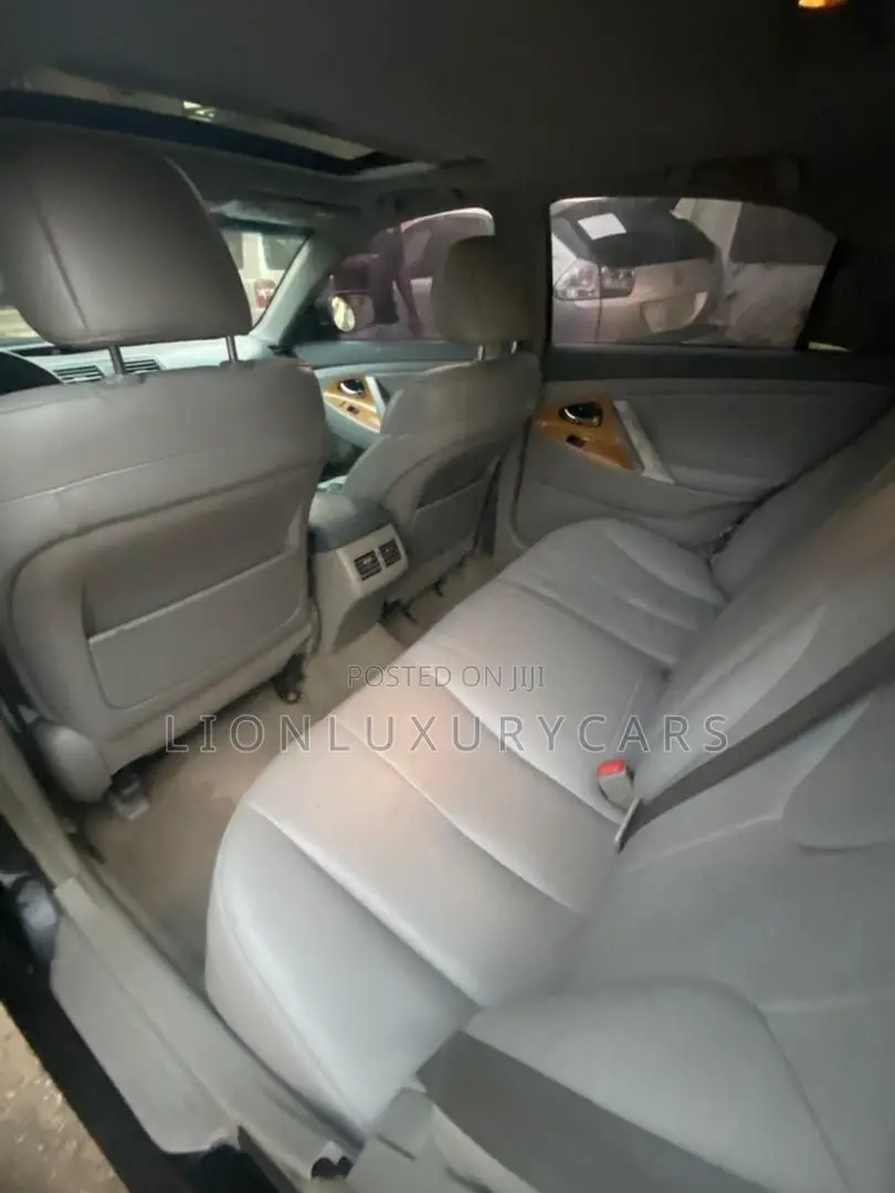 Toyota Camry 2010 Black