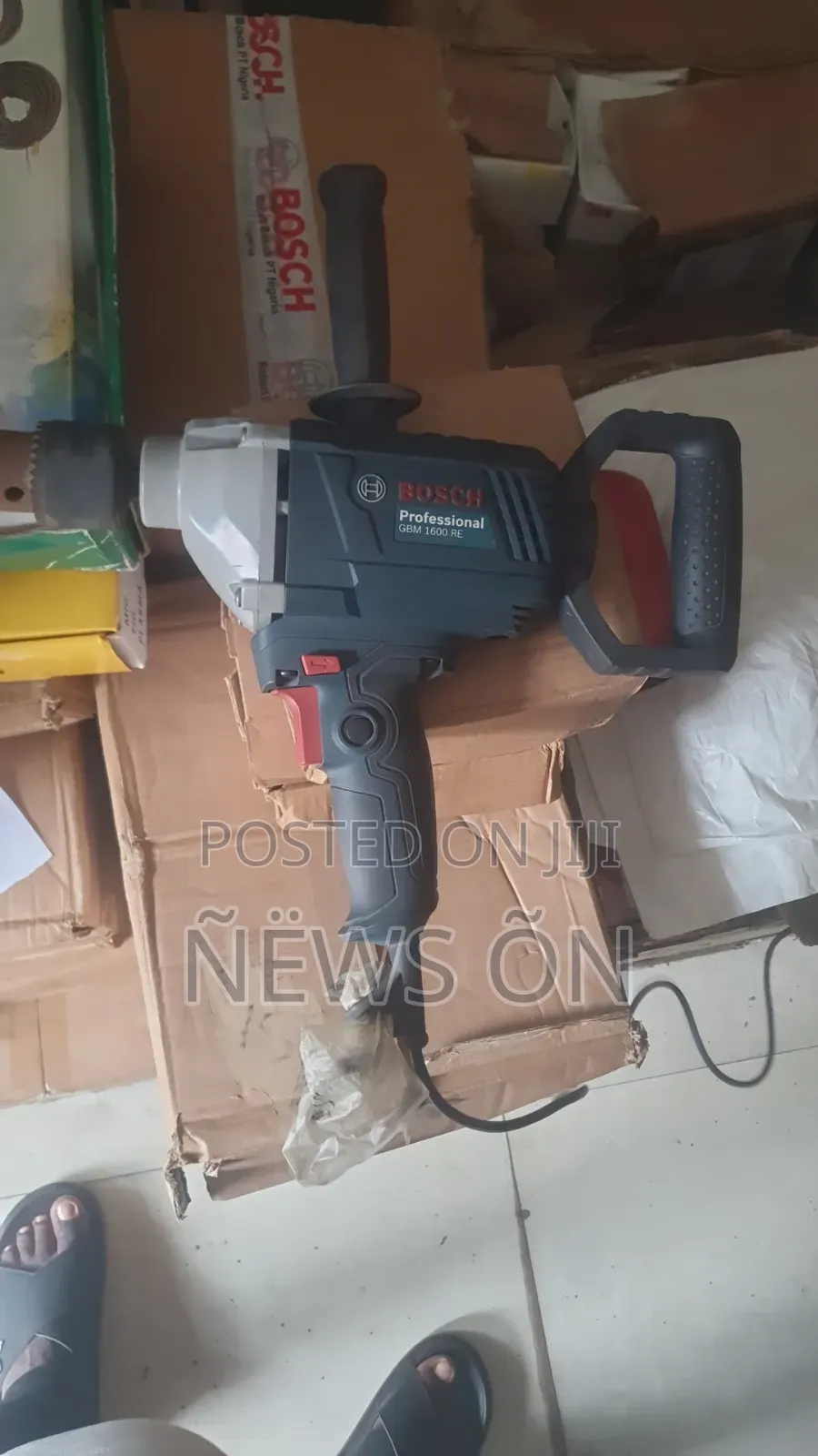Bosch GBM 1600 Re Professional Drill Featuring an 850w
